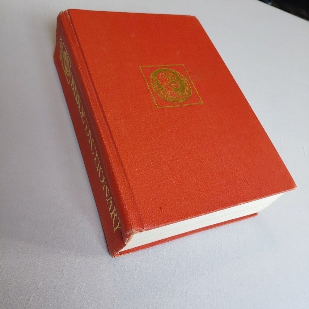 HOLMAN BIBLE DICTIONARY by Holman Bible Publishers 1991 Edition Illustrated